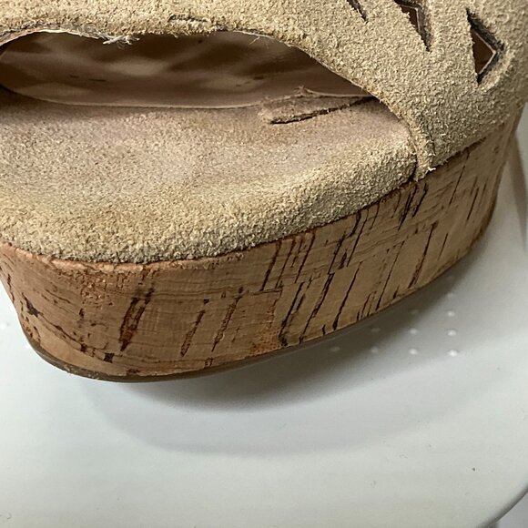 Franco Sarto Cork 4 1/2 " Wedge Sandals Size 9M, Tan - Picture 9 of 15